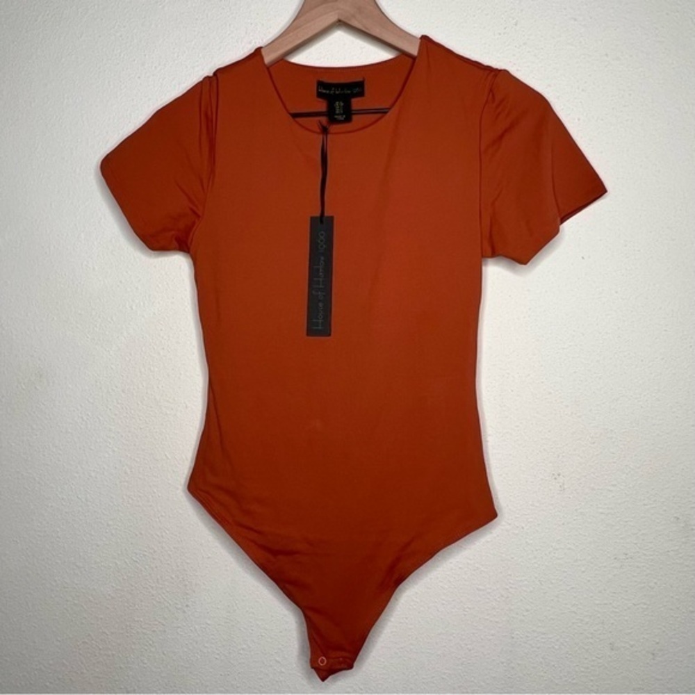 House of Harlow 1960 Short Sleeve Body Suit, Burnt Orange, size S NWT